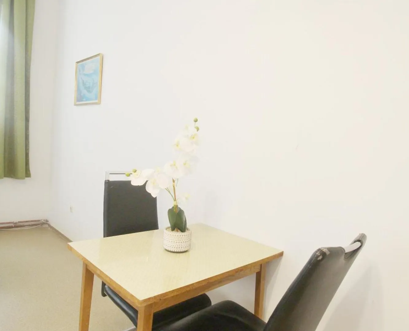 Triple Room In Hutteldorfer Strasse Area Vídeň 0*,