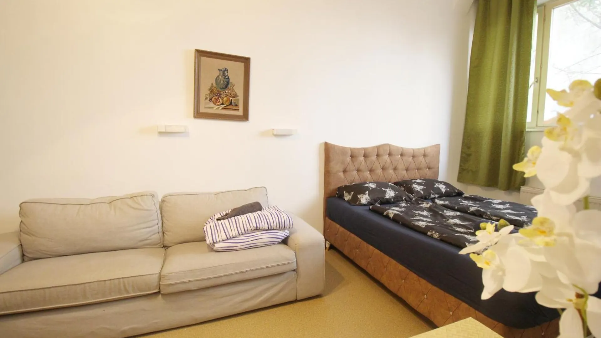 Triple Room In Hutteldorfer Strasse Area Vídeň Rakousko