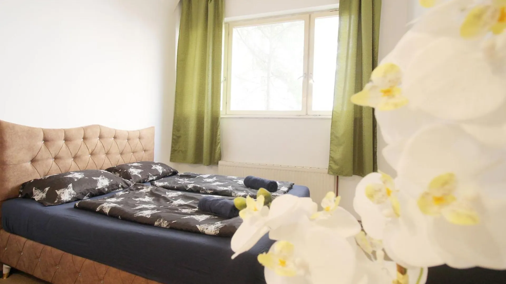 Triple Room In Hutteldorfer Strasse Area Vídeň Aparthotel
